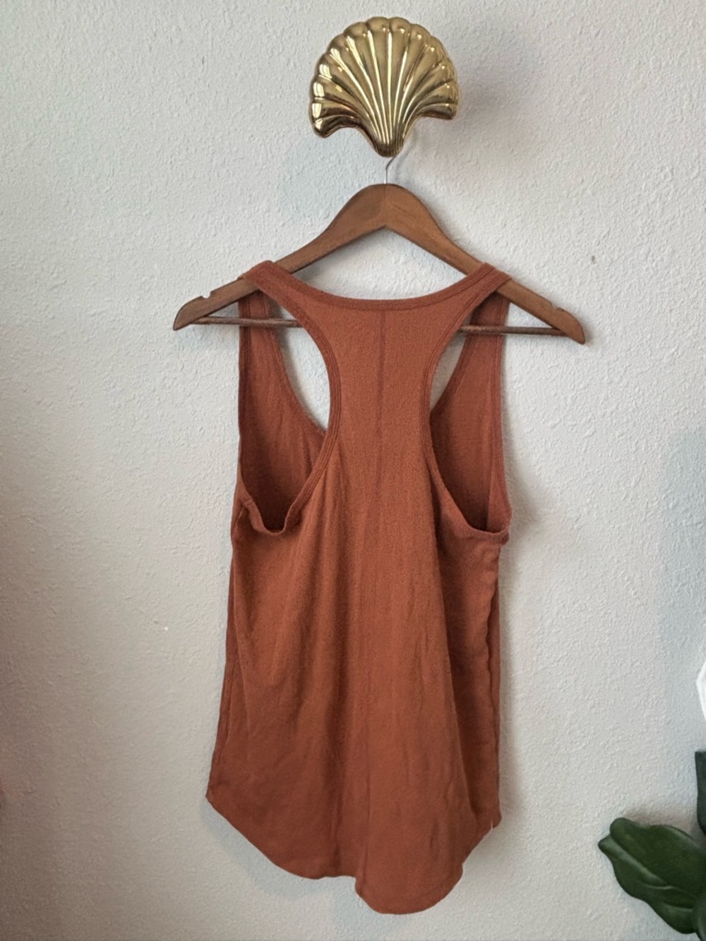 Universal Thread Women's Rust Racerback Tank Top - Picture 2 of 3